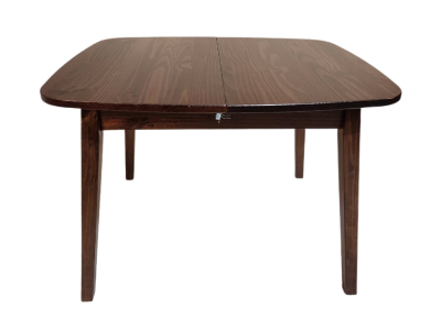 Mesa extensível de madeira no acabamento marrom amendoado / Coleção Scandian